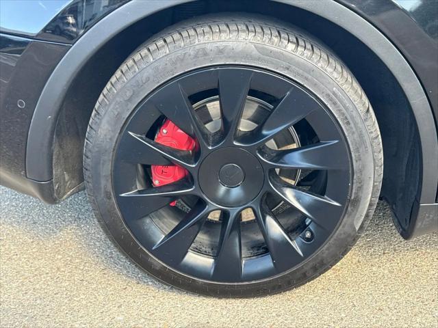 2021 Tesla Model Y Standard Range Rear-Wheel Drive