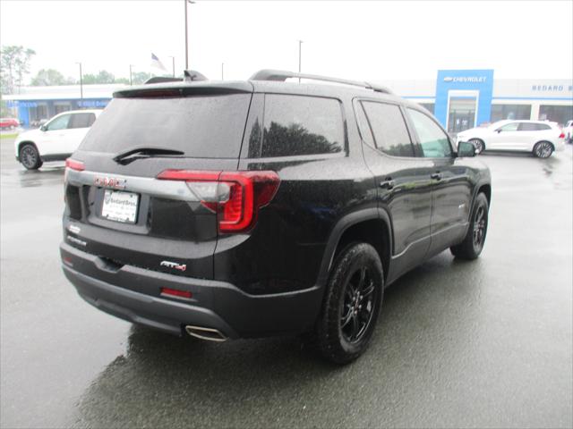 2023 GMC Acadia AWD AT4
