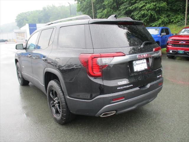2023 GMC Acadia AWD AT4
