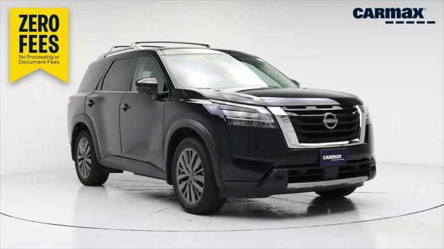 2023 Nissan Pathfinder SL 4WD for sale in Glencoe, IL