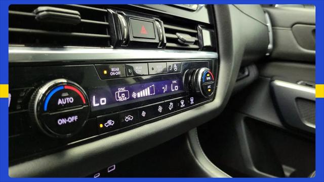 2023 Nissan Pathfinder SL 4WD