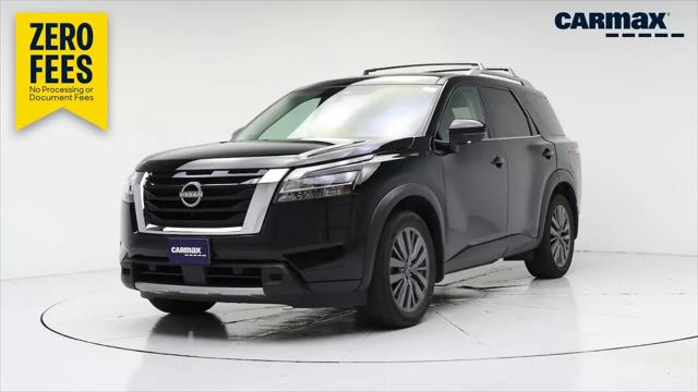 2023 Nissan Pathfinder SL 4WD