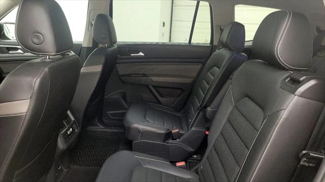 2022 Volkswagen Atlas 3.6L V6 SEL Premium R-Line for sale in Albany, NY