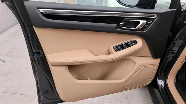 2023 Porsche Macan T