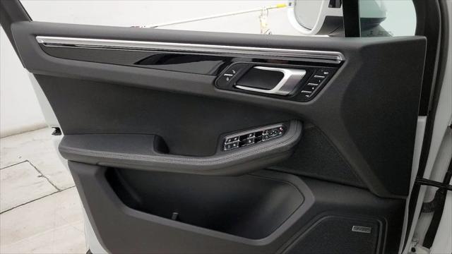 2018 Porsche Macan Sport Edition