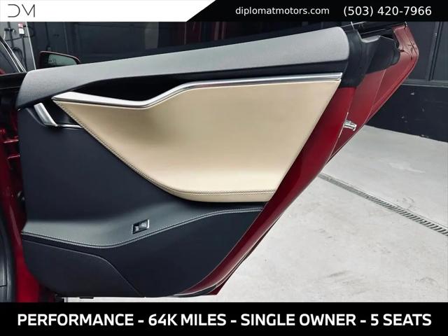 2013 Tesla Model S Performance