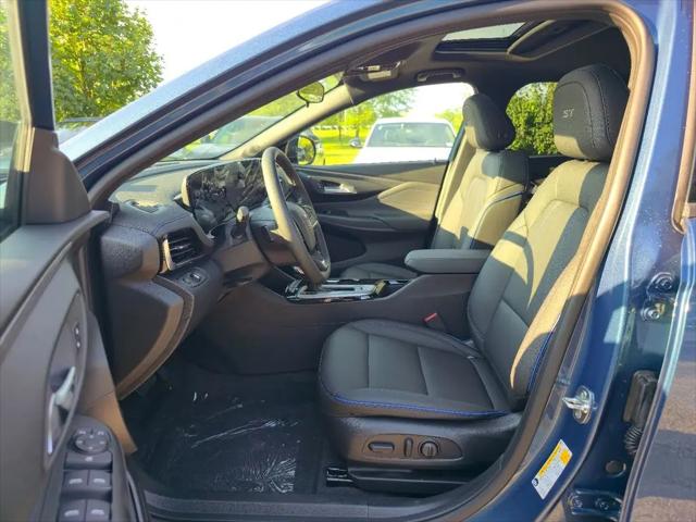 2026 Buick NV Sport Touring FWD