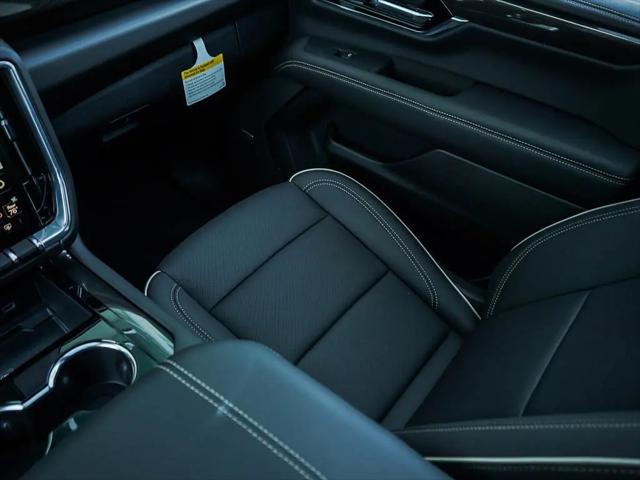 2026 GMC Yukon XL 4WD Elevation