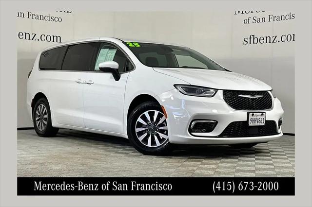 2023 Chrysler Pacifica Hybrid Touring L for sale in South San Francisco, CA