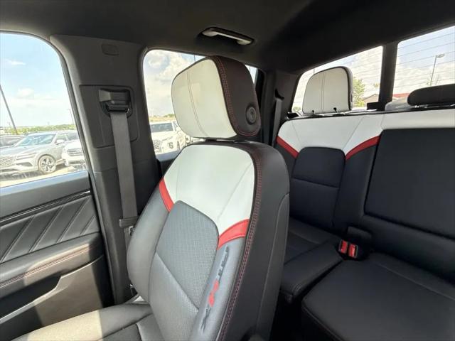 2023 GMC Canyon 4WD Crew Cab Short Box AT4X