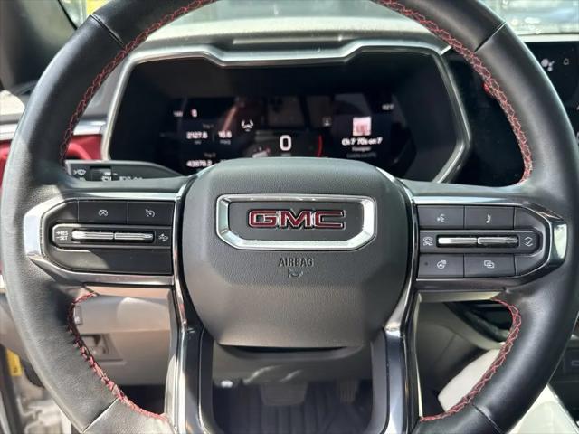 2023 GMC Canyon 4WD Crew Cab Short Box AT4X