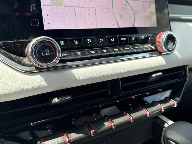 2023 GMC Canyon 4WD Crew Cab Short Box AT4X