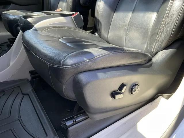 2017 Chrysler Pacifica Touring-L