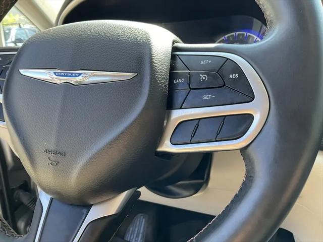 2017 Chrysler Pacifica Touring-L