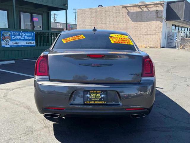 2021 Chrysler 300 300S