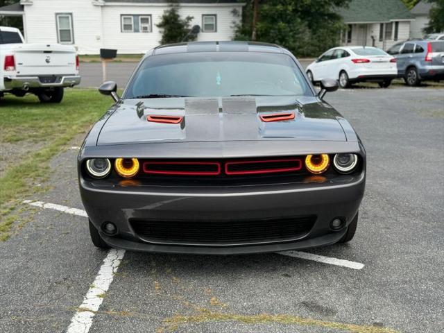 2017 Dodge Challenger SXT