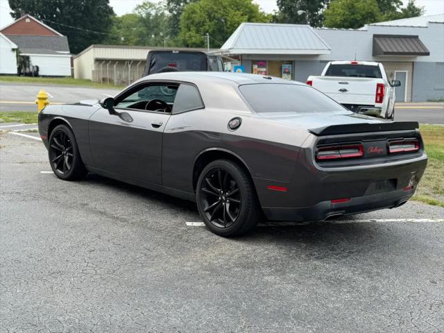 2017 Dodge Challenger SXT