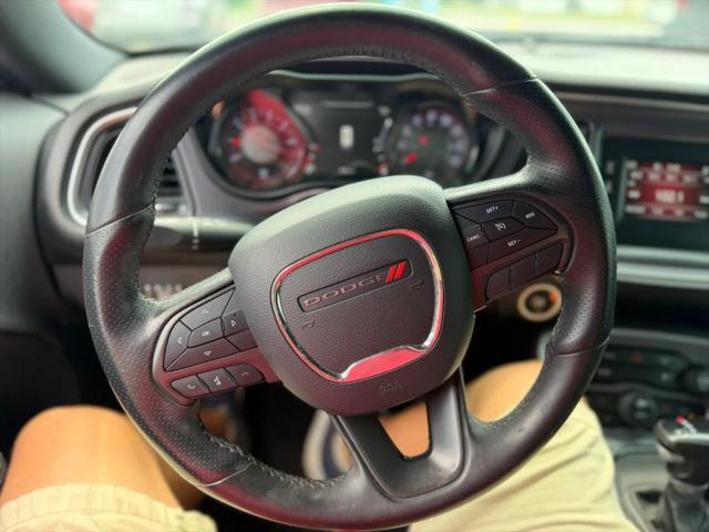 2017 Dodge Challenger SXT