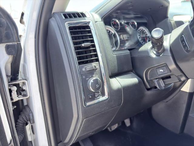 2018 Ram 3500 Laramie Crew Cab 4x4 8 Box