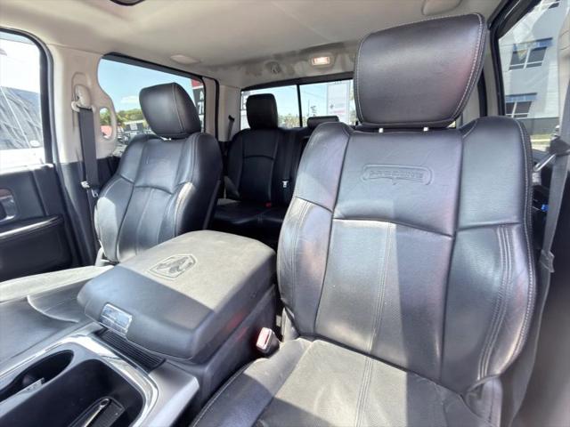 2018 Ram 3500 Laramie Crew Cab 4x4 8 Box