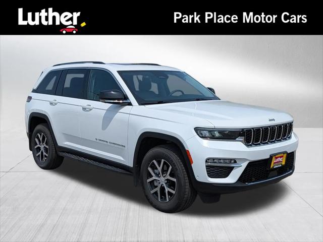 2023 Jeep Grand Cherokee Limited 4x4 for sale in Rochester, MN