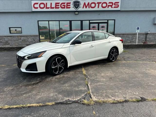 2023 Nissan Altima SR Intelligent AWD for sale in South Bend, IN