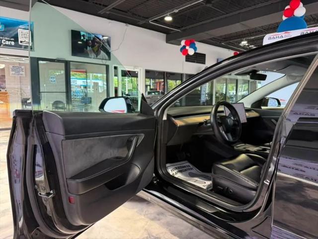 2021 Tesla Model 3 Standard Range Plus Rear-Wheel Drive