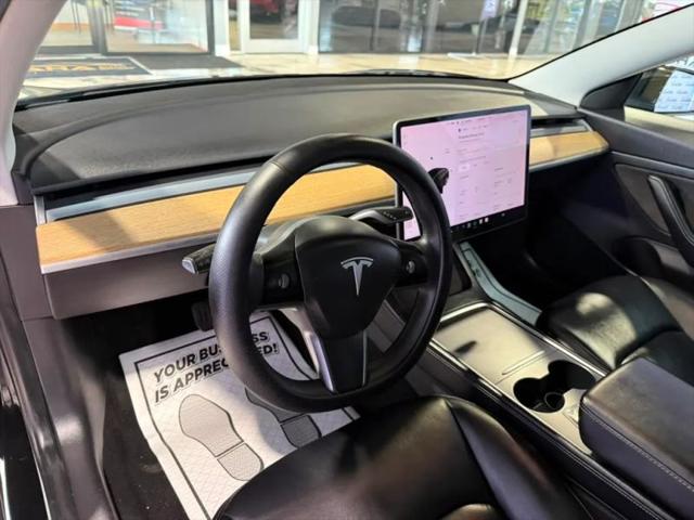 2021 Tesla Model 3 Standard Range Plus Rear-Wheel Drive