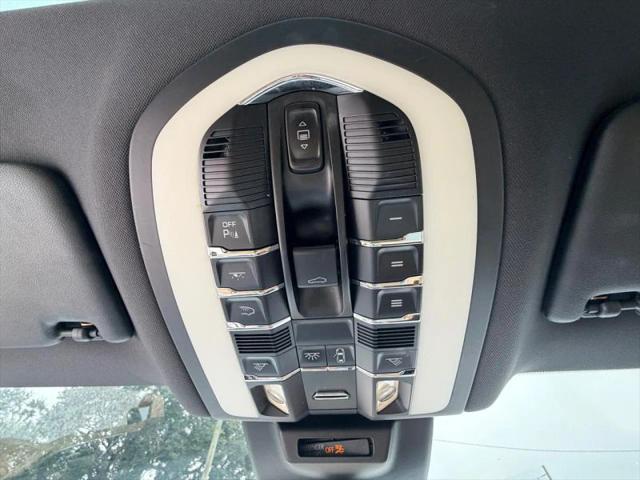 2018 Porsche Macan Base