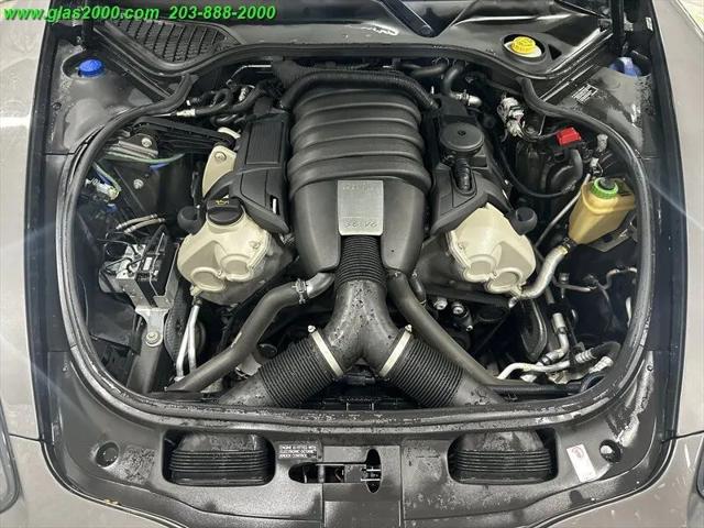 2015 Porsche Panamera Base