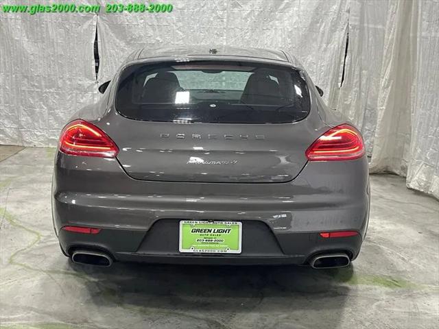 2015 Porsche Panamera Base