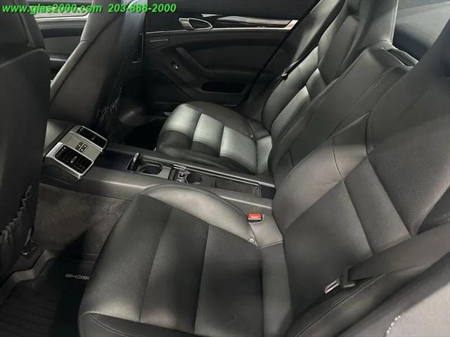 2015 Porsche Panamera Base