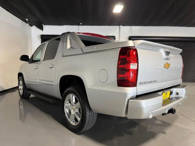 2012 Chevrolet Avalanche LS