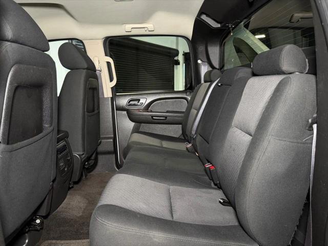2012 Chevrolet Avalanche LS