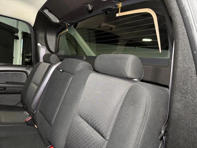 2012 Chevrolet Avalanche LS