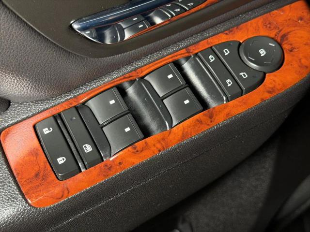 2012 Chevrolet Avalanche LS