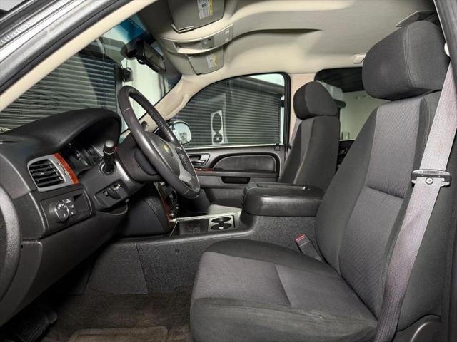 2012 Chevrolet Avalanche LS