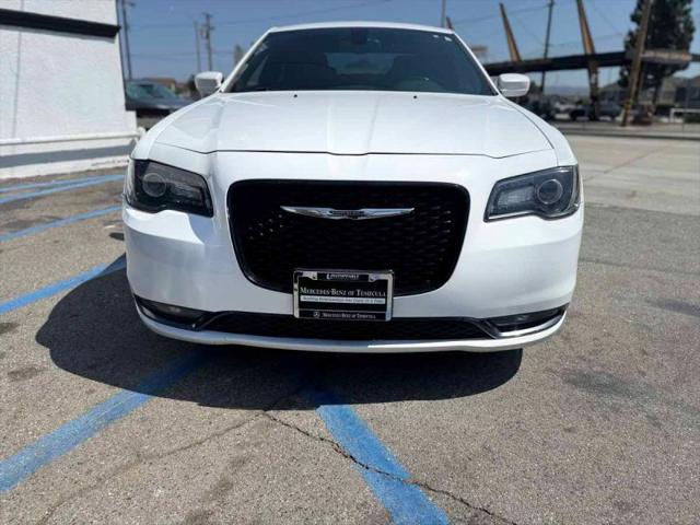 2016 Chrysler 300 300S