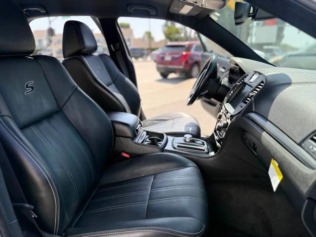 2016 Chrysler 300 300S