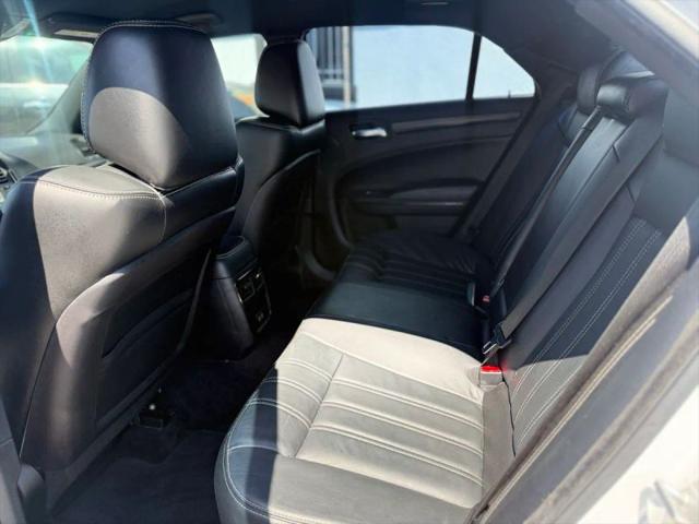 2016 Chrysler 300 300S