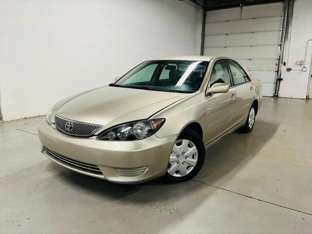 2005 Toyota Camry LE for sale in Addison, IL