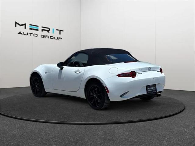 2020 Mazda MX-5 Sport