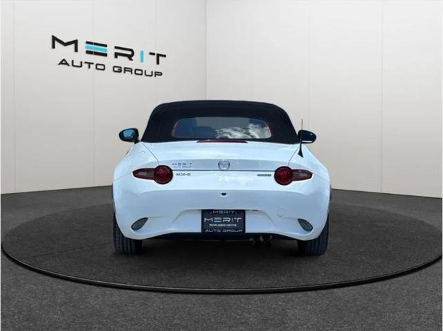 2020 Mazda MX-5 Sport