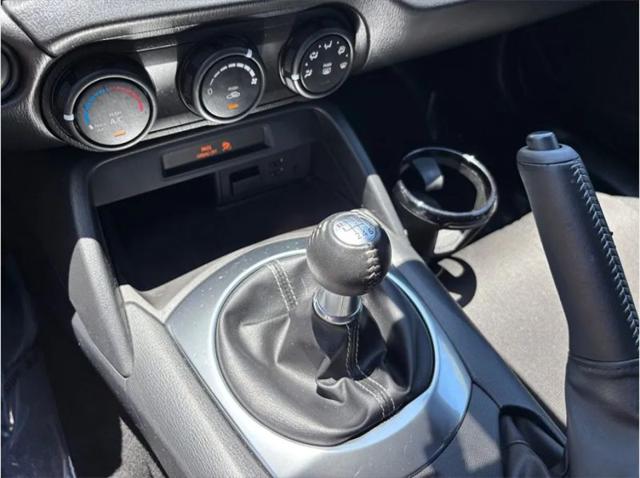 2020 Mazda MX-5 Sport