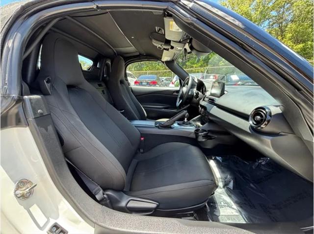 2020 Mazda MX-5 Sport