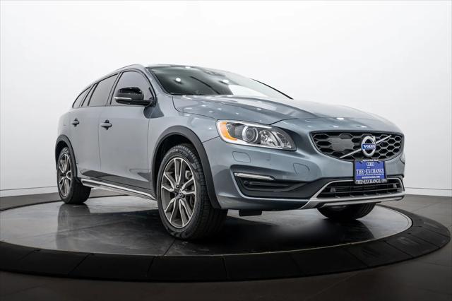2017 Volvo V60 Cross Country T5 Platinum for sale in Highland Park, IL