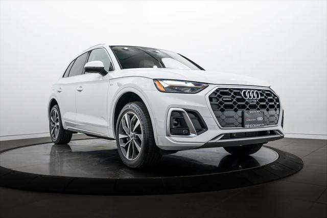 2024 Audi Q5 Premium Plus 45 TFSI S line quattro for sale in Highland Park, IL