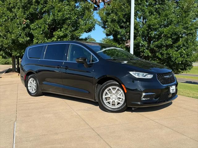 2025 Chrysler Pacifica Select for sale in Longview, TX