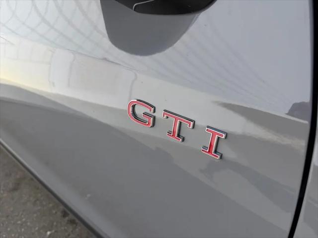 2026 Volkswagen Golf GTI SE