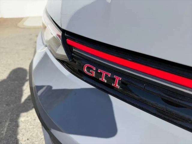 2026 Volkswagen Golf GTI SE